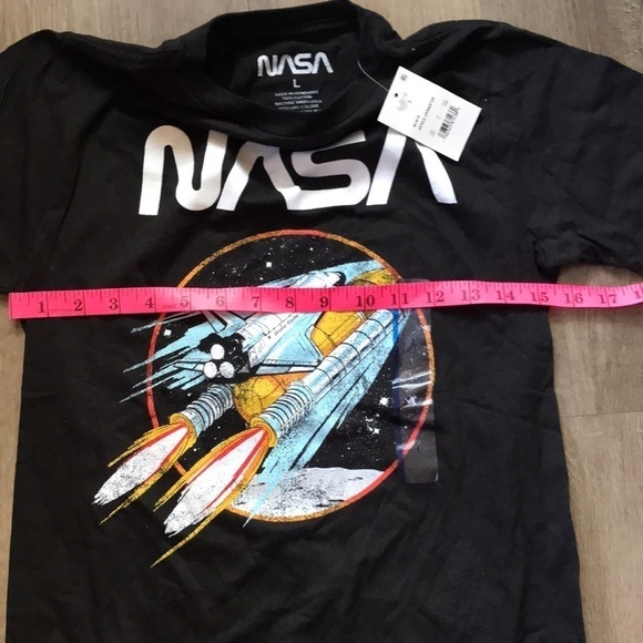 Youth Short sleeve tee shirt size large - Picture 5 of 6